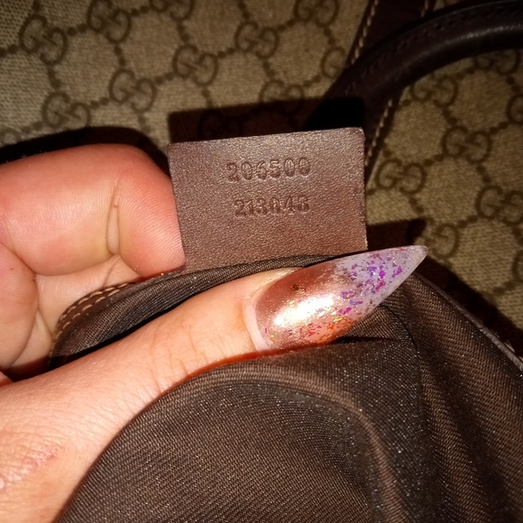 Authentic Gucci Duffle Bag - Picture 3 of 4